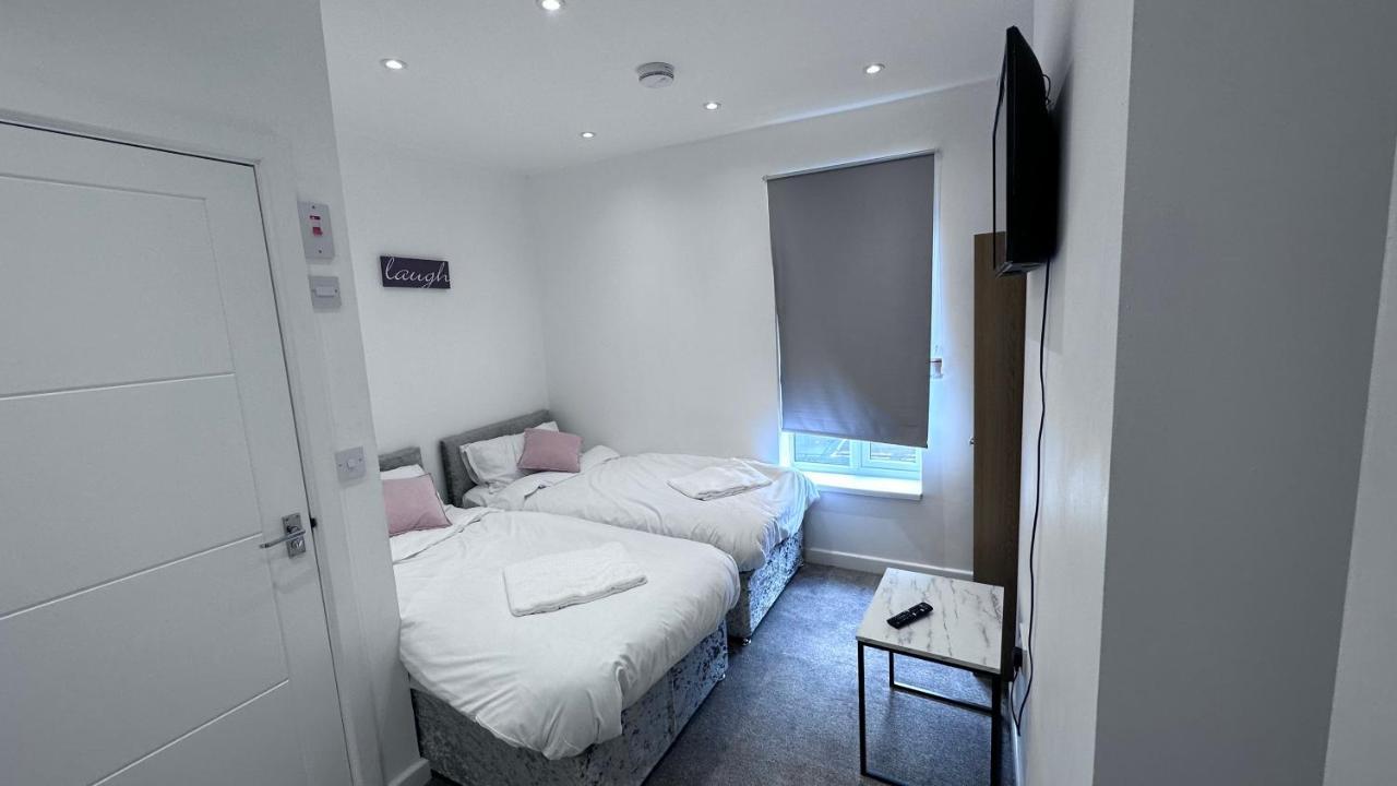 Comfy Diamond Ensuite Room Maidstone With Free Parking And Speedy Wifi Esterno foto